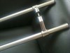 Ручка скоба поручень нержавеющая сталь L=1000 мм 2 кронштейна - фото 37310